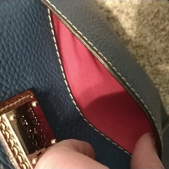 Vintage Dooney and Bourke - Picture 6 of 8